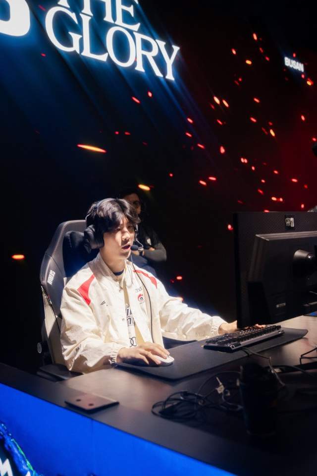 关于WBG完胜DRX，Rekkles制霸全场的信息