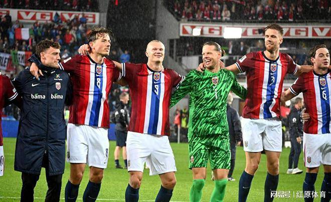 智利血洗意大利，厄德高送出助攻