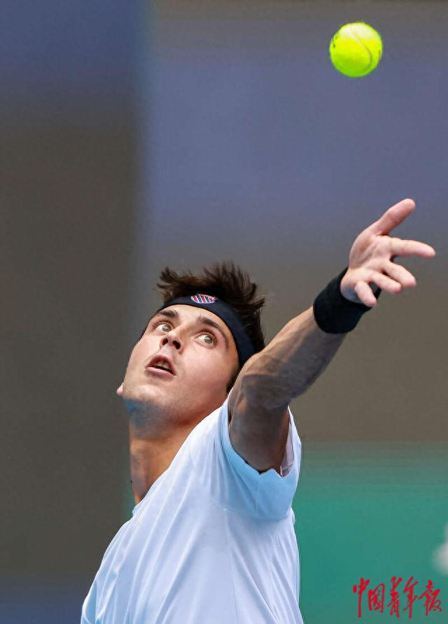 开云体育-关于世界网球队险胜意大利网球队，穆雷爆发神勇的信息