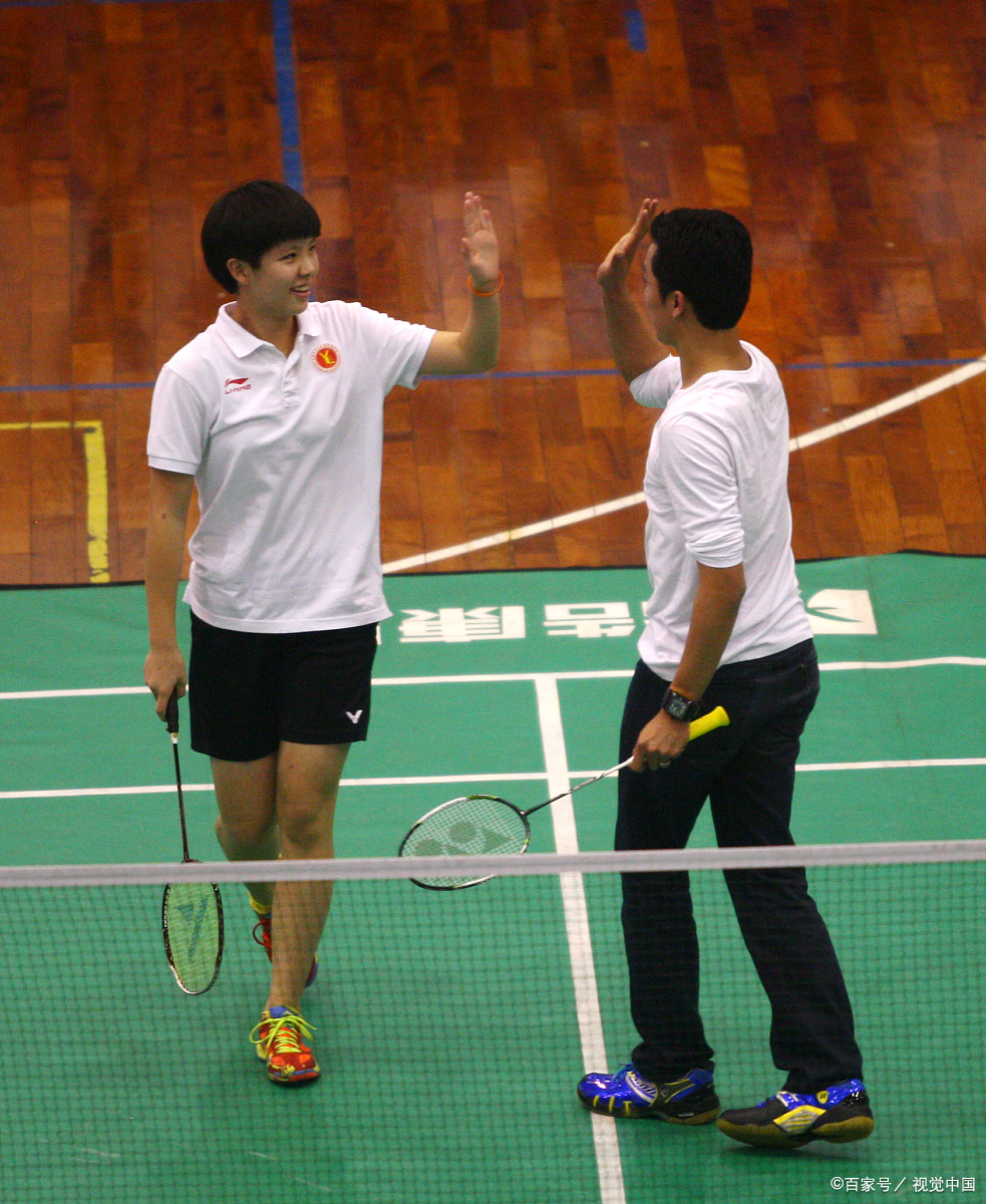 关于印尼羽毛球队力克日本羽毛球队，陶菲克送出助攻的信息
