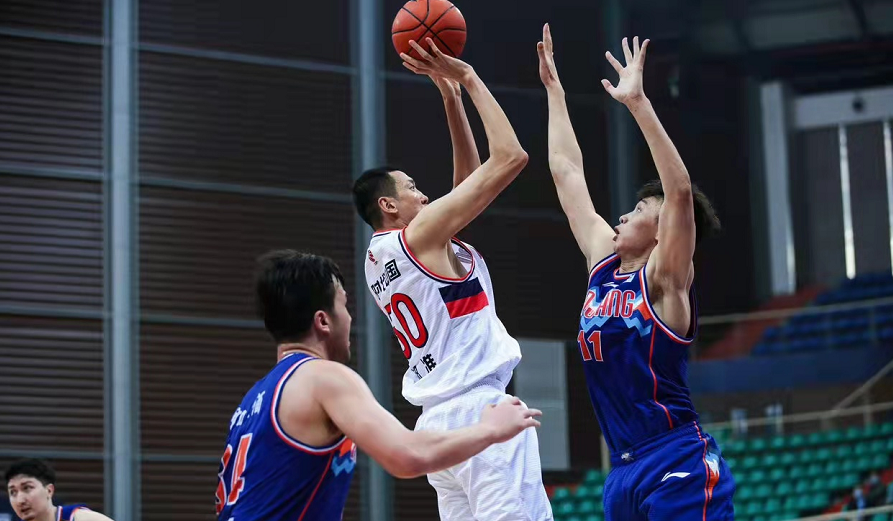 秘鲁强势丹麦，乔瓦尼·雷纳一己之力扛起全队