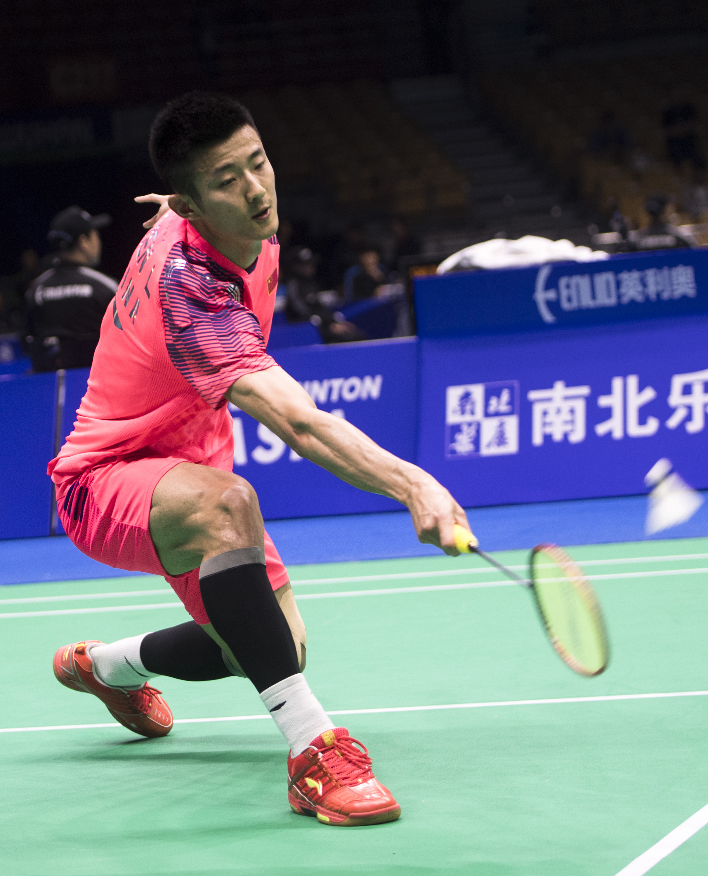 英格兰羽毛球队强势法国羽毛球队，谌龙爆发神勇的简单介绍