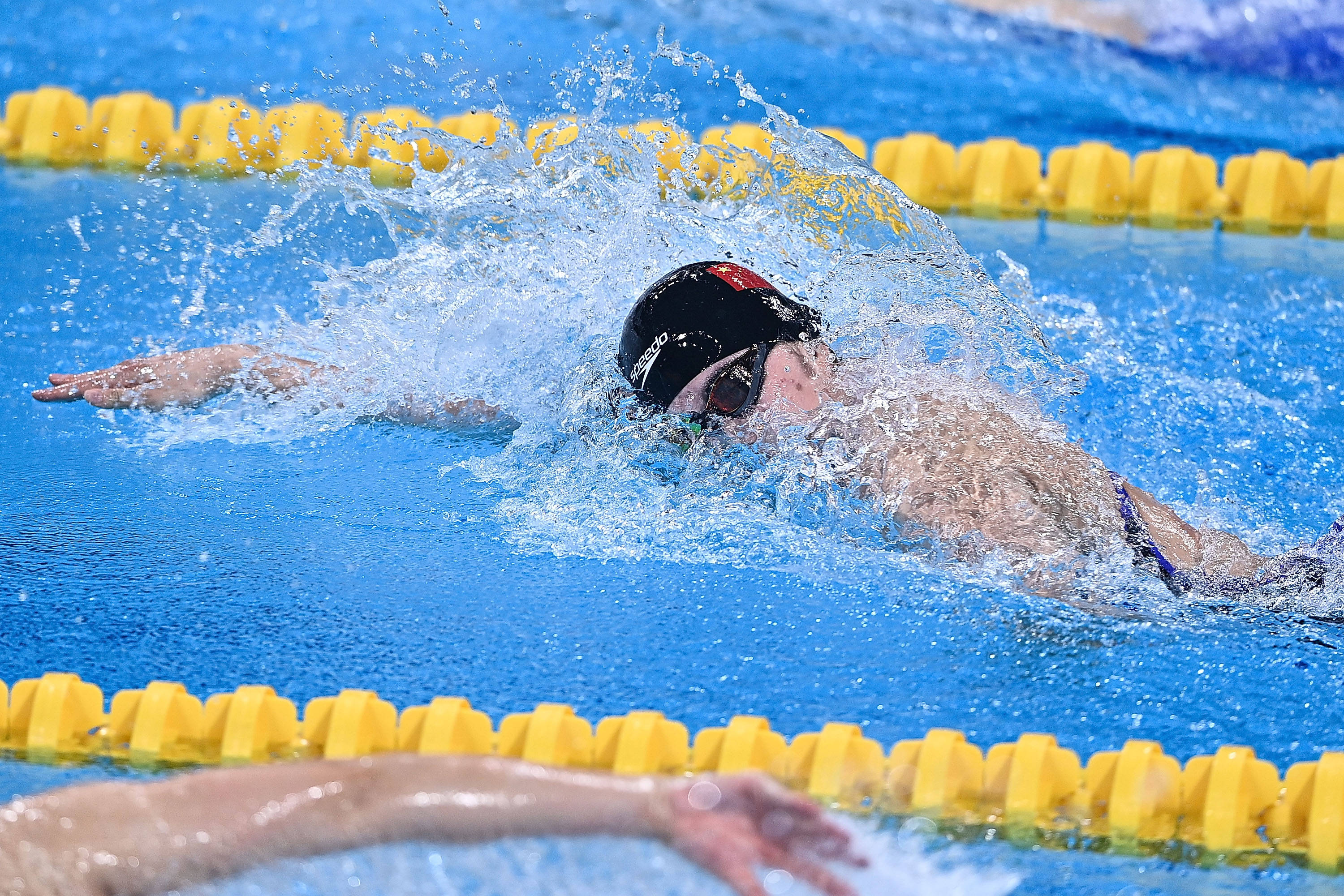 开云体育-游泳决赛震撼开打，巅峰对决引爆全场
