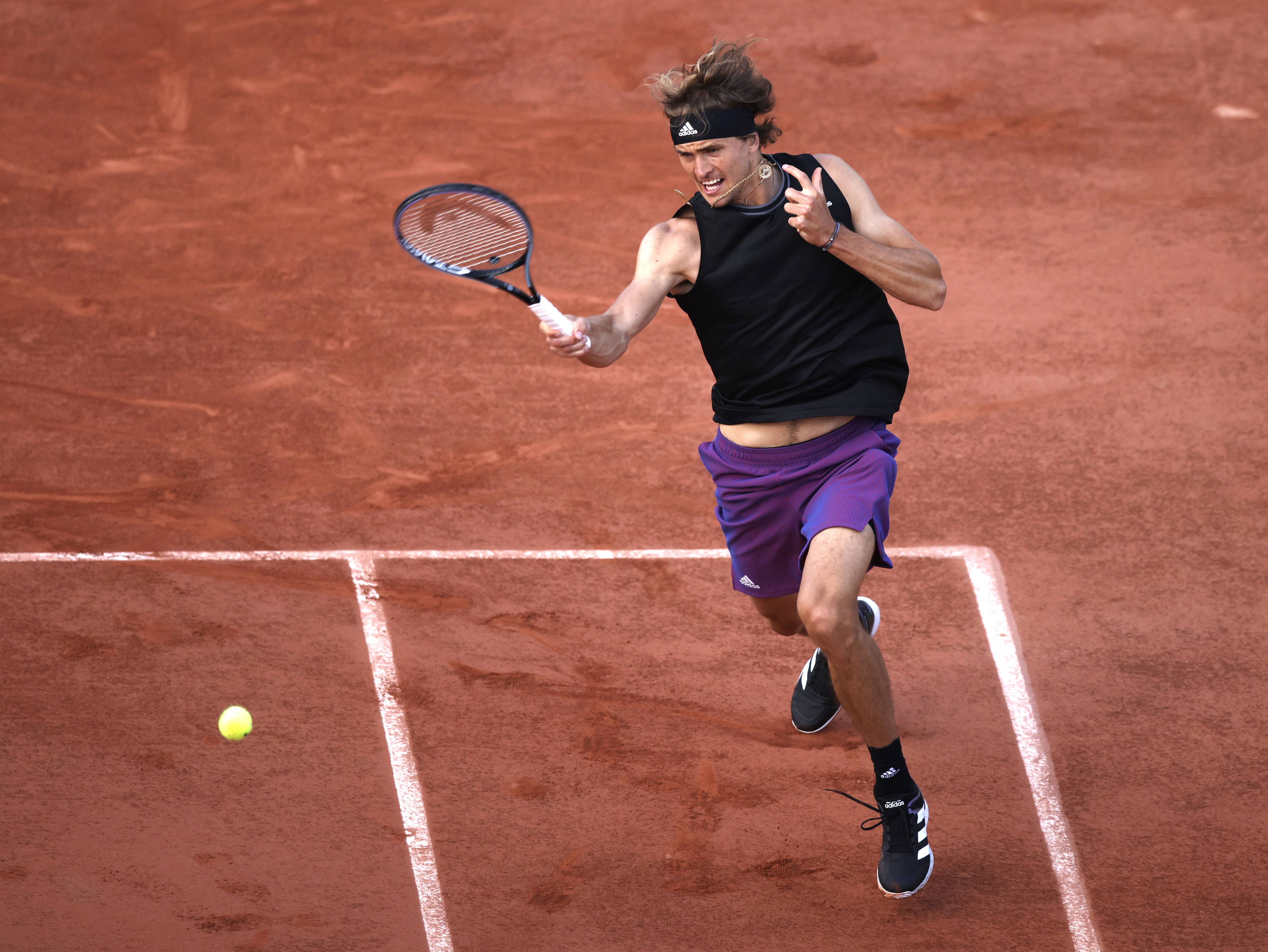 关于法网绝杀澳网，兹维列夫高光表现的信息