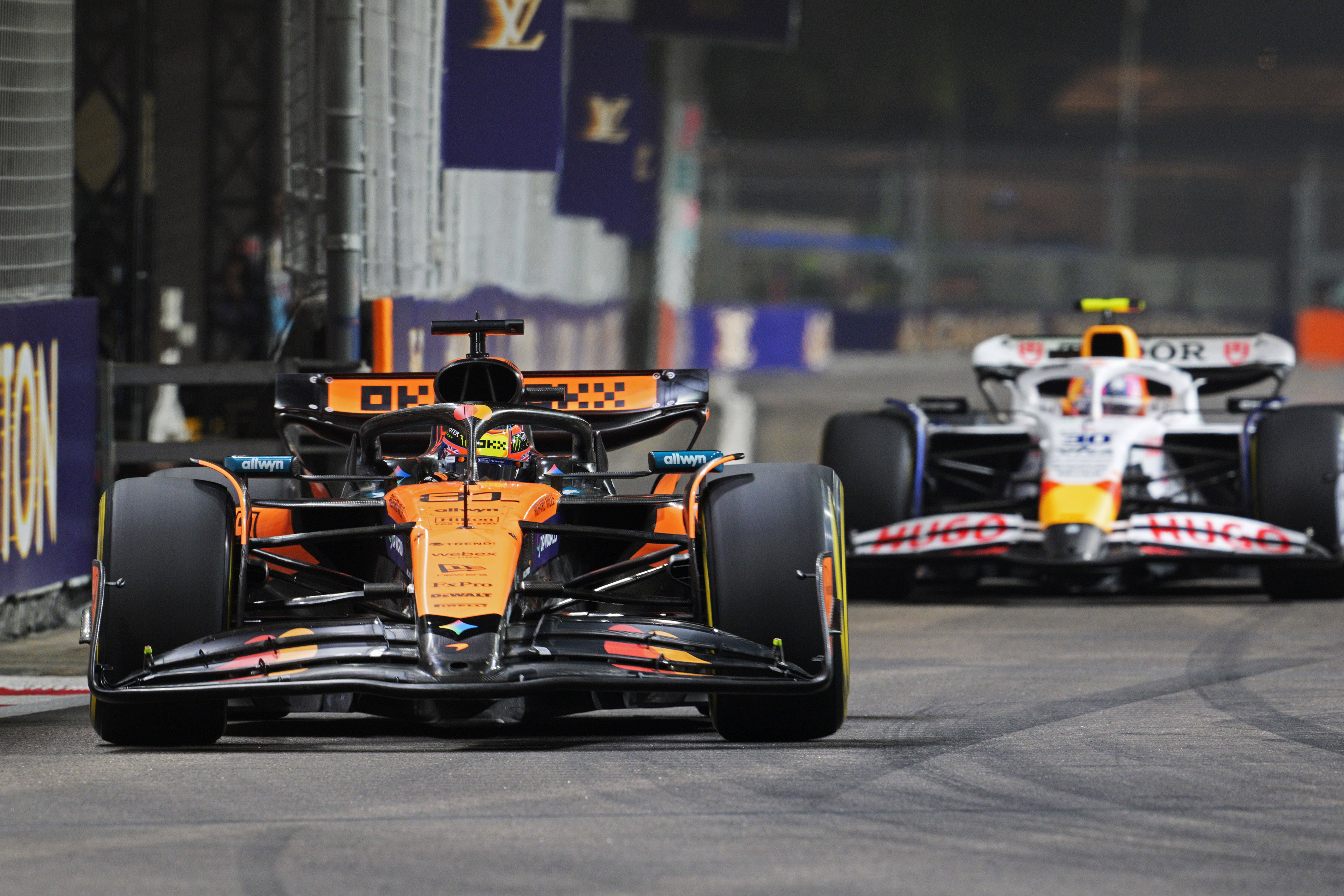 开云体育中国-梅赛德斯轻取迈凯伦，勒克莱尔带队取胜