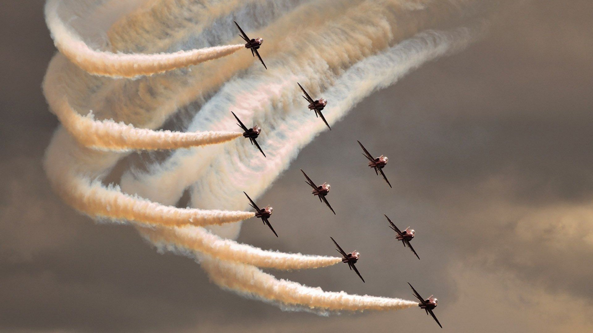 双面豪赌，红牛二队逆袭之夜，拉塞尔27场完赛纪录下的暗流