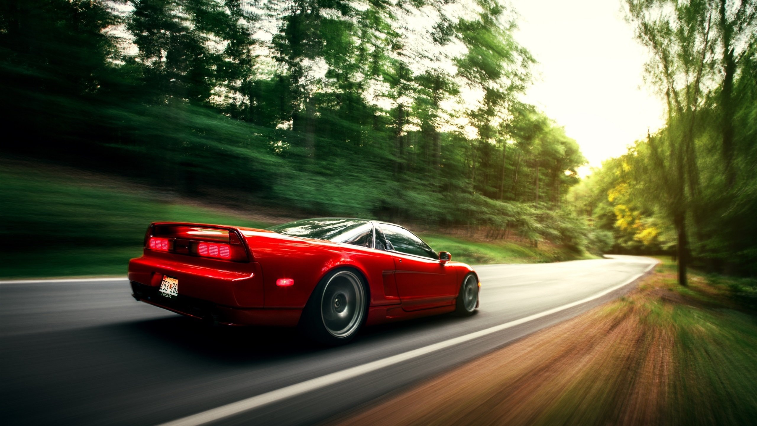 冰封火山门神降世，门迪一夫当关，加拿大狂胜冰岛背后的绿茵诗篇