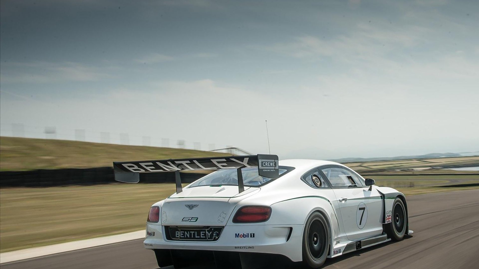 开云体育APP下载-当比利亚雷亚尔遇上荷兰，奥纳纳的进攻冲锋号