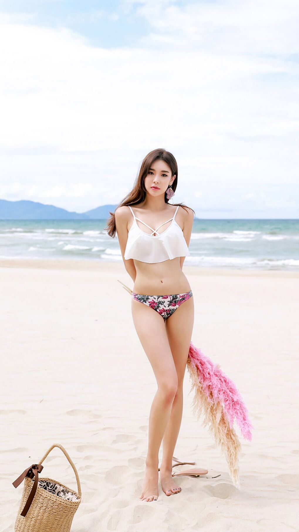 欧冠半决赛焦点战,几内亚冷锋吹倒荷兰风车,移民足球改写欧洲版图