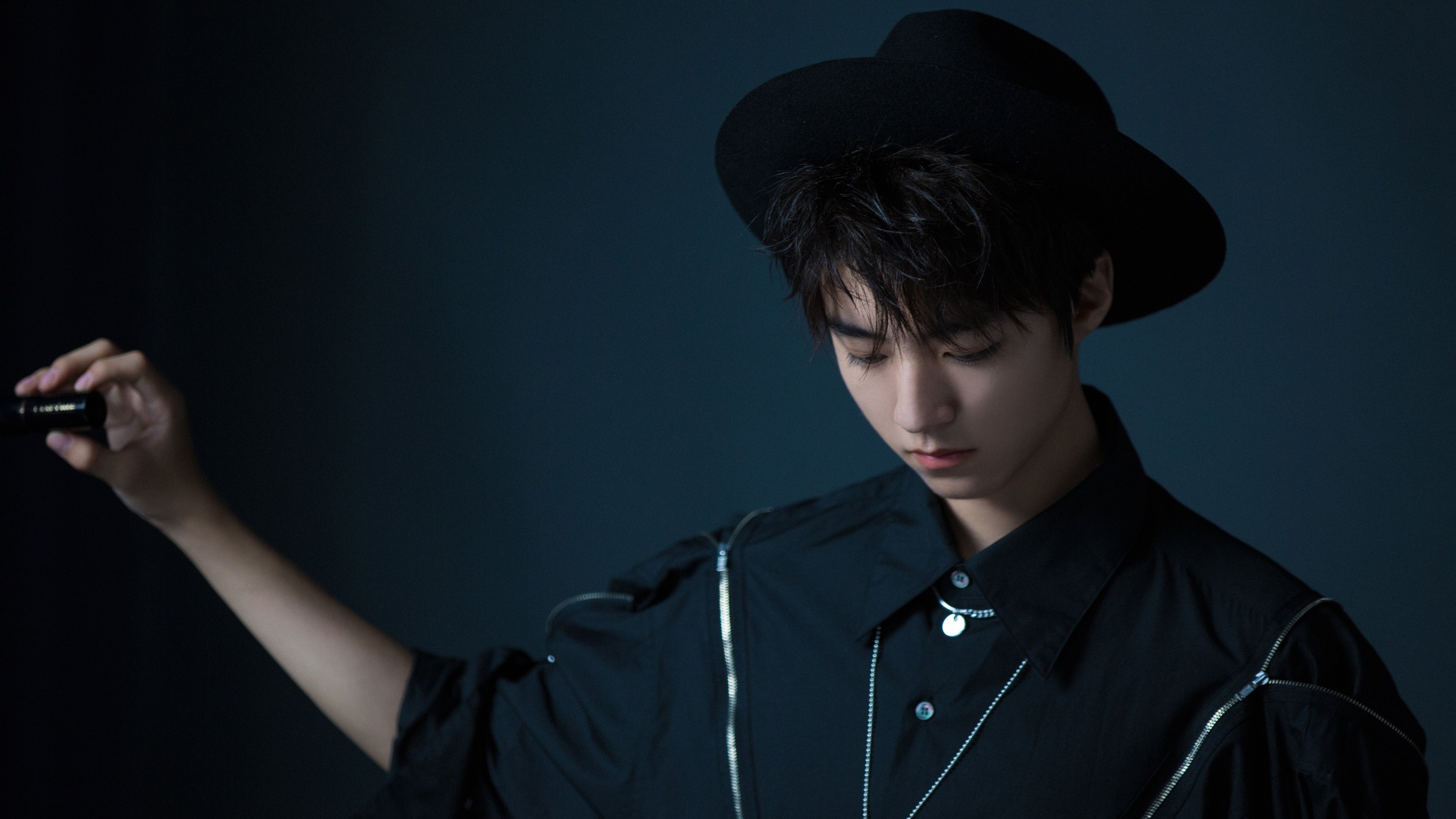 开云体育平台APP-数据狂潮难敌战术铁幕，当阿尔瓦雷斯的个人英雄主义遭遇克罗地亚的精密机器