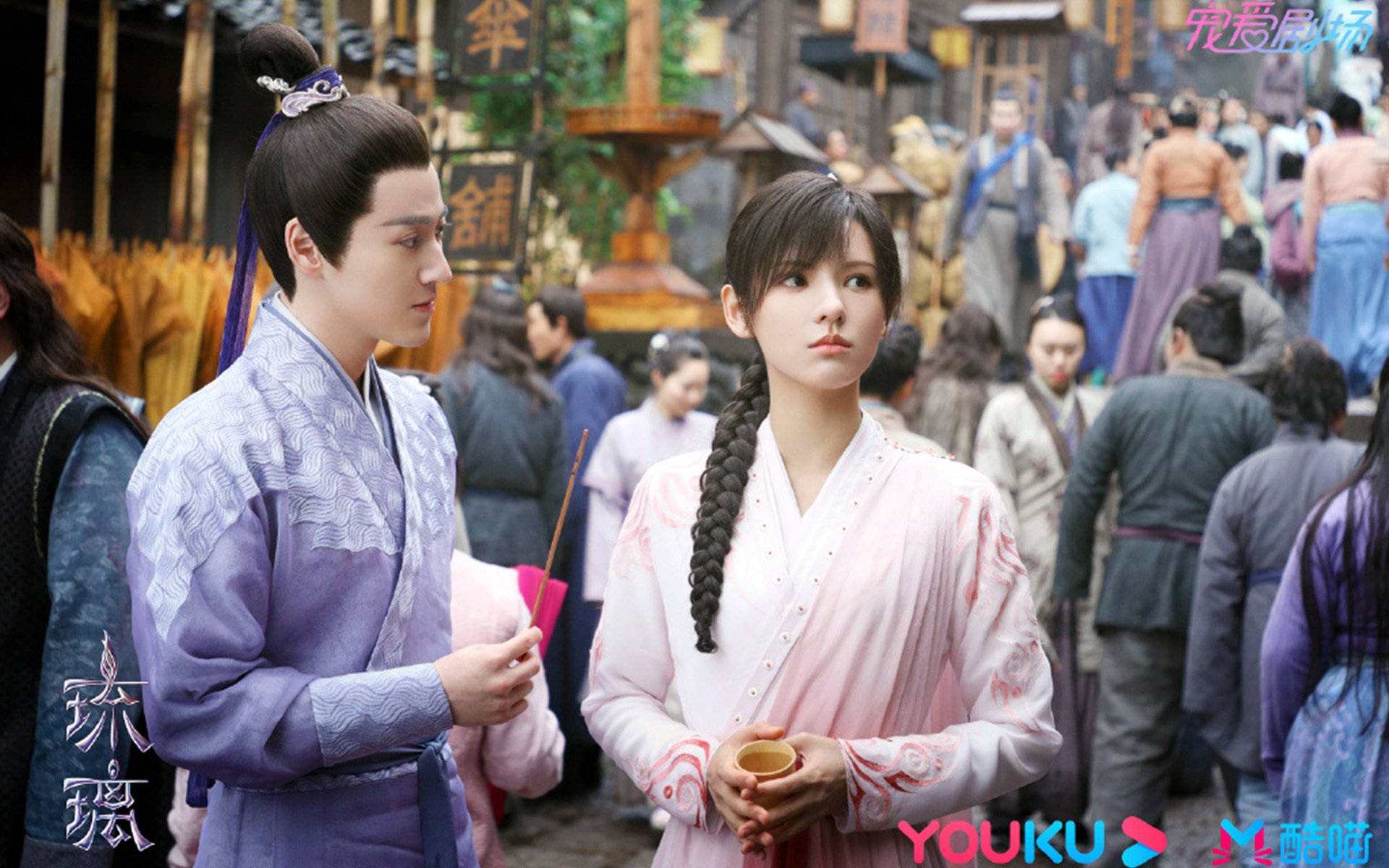 开云体育入口-战神觉醒！马丁内利导演三球盛宴，佛罗伦萨征服乌拉圭的蓝白风暴